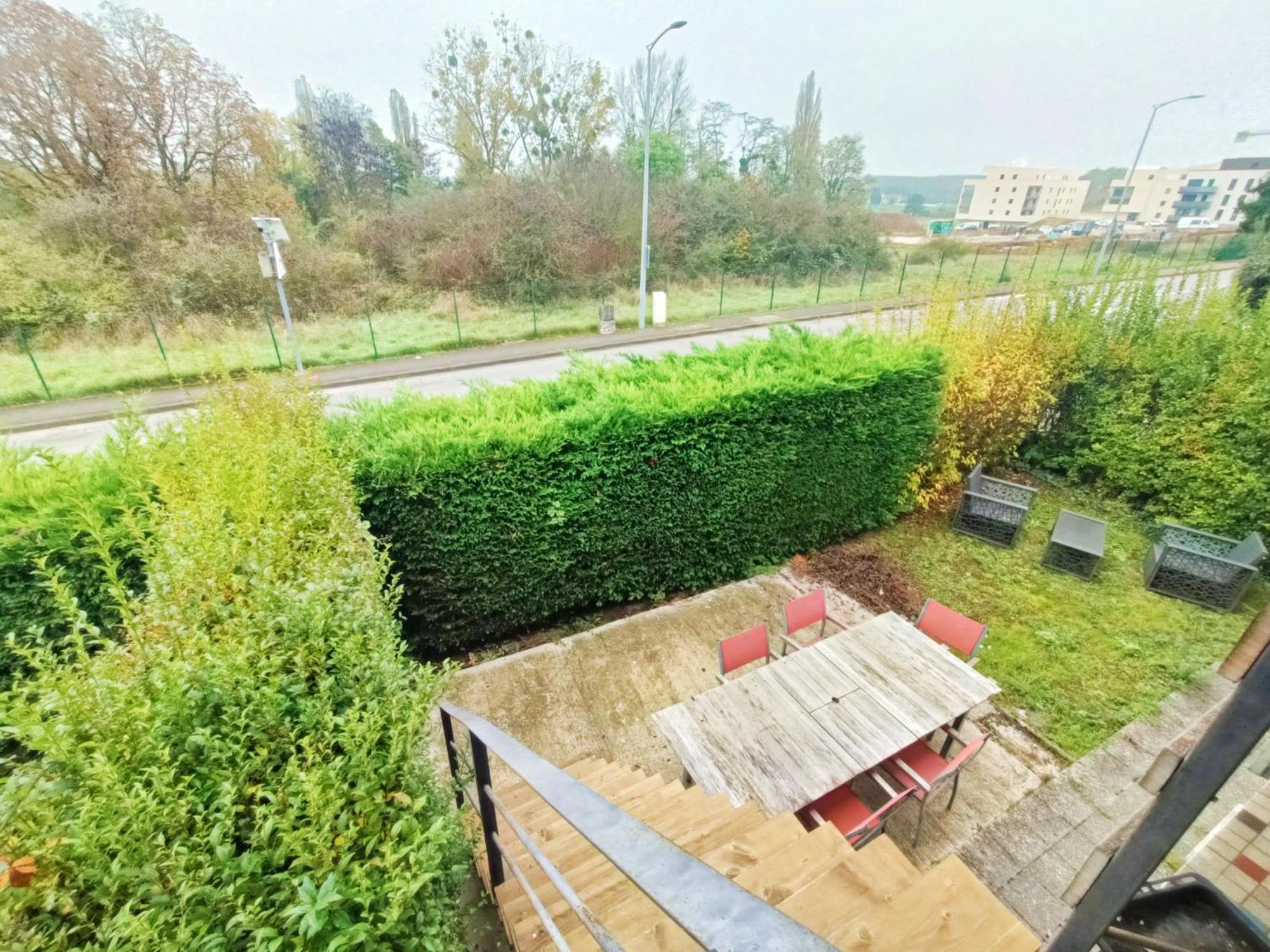 Maison Du Bonheur Montigny-les-Metz Exteriör bild