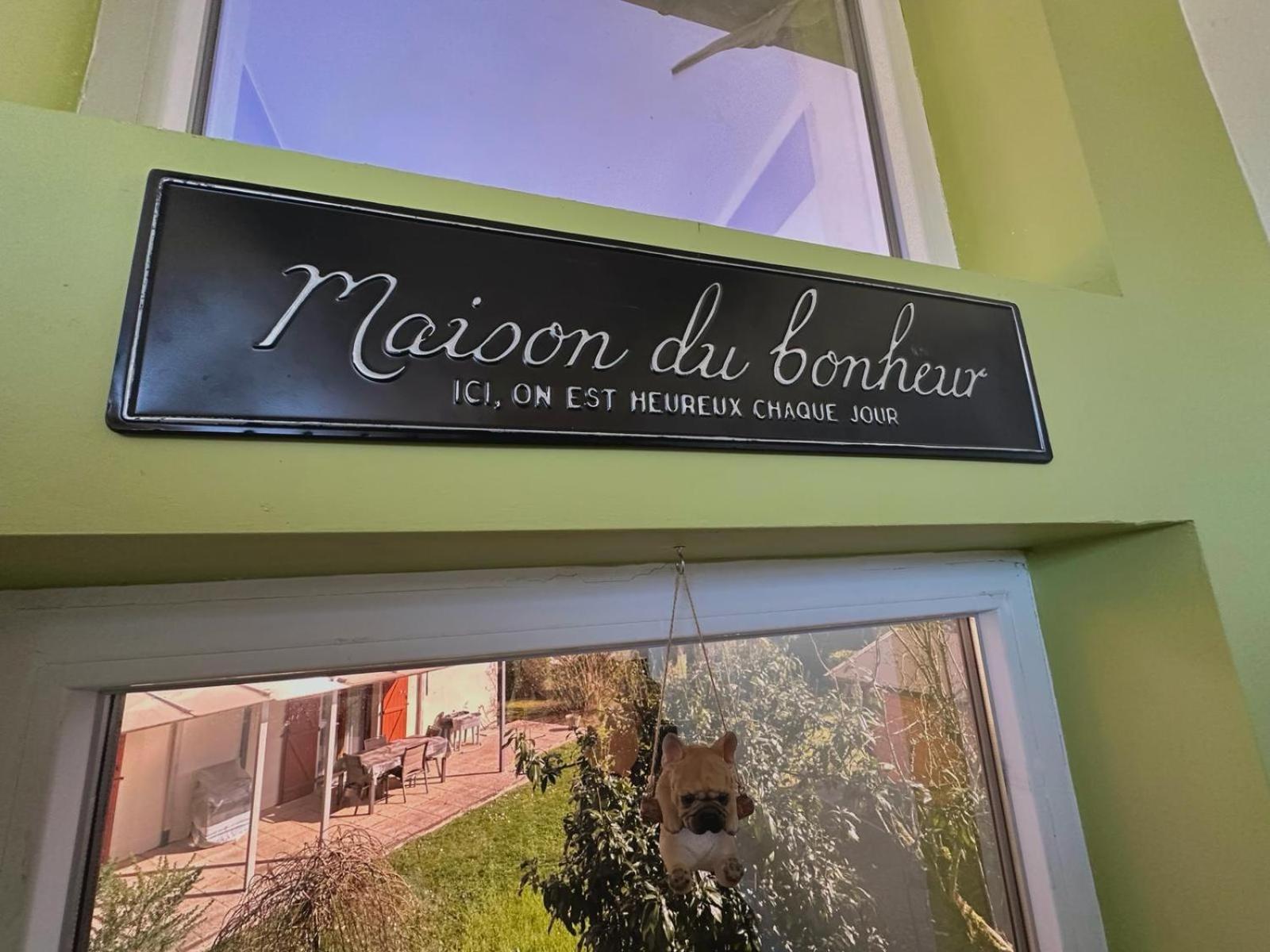Maison Du Bonheur Montigny-les-Metz Exteriör bild